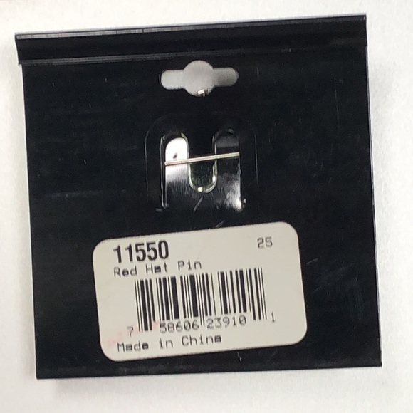 Red hat lady brooch pin NWT bling bling - Picture 5 of 6